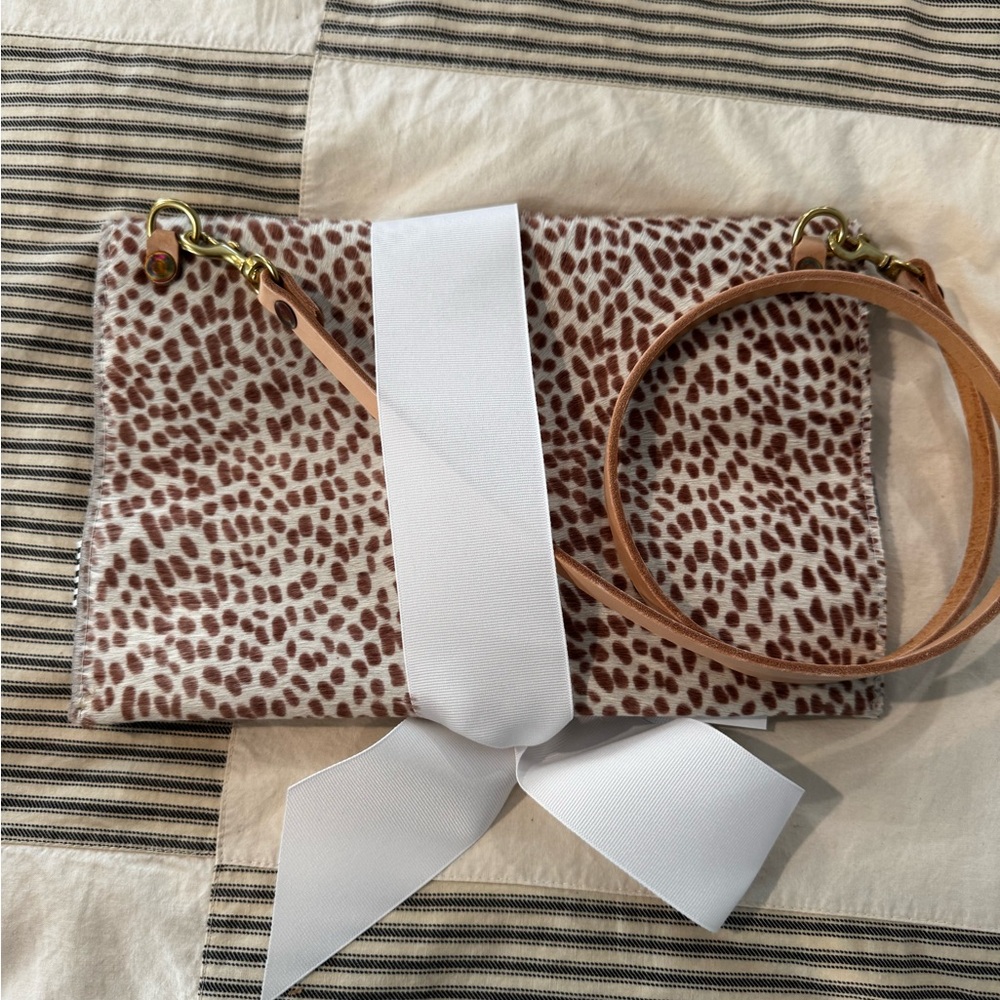 Meanwhile bank on the Farm foldover clutch - Picture 2 of 6